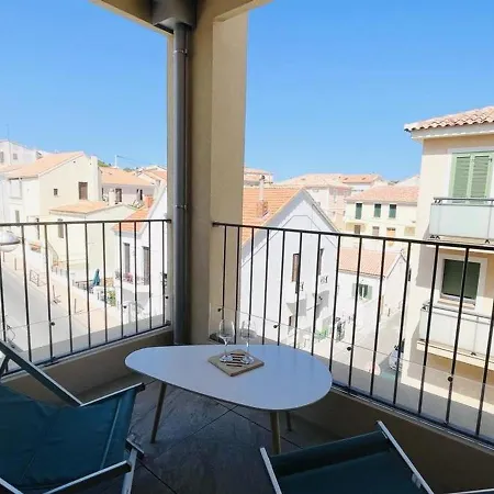 Διαμέρισμα Moderne A Calvi, 2 Chambres, Parking Prive, Proche Et Commerces - Fr-1-63-337 Καλβί